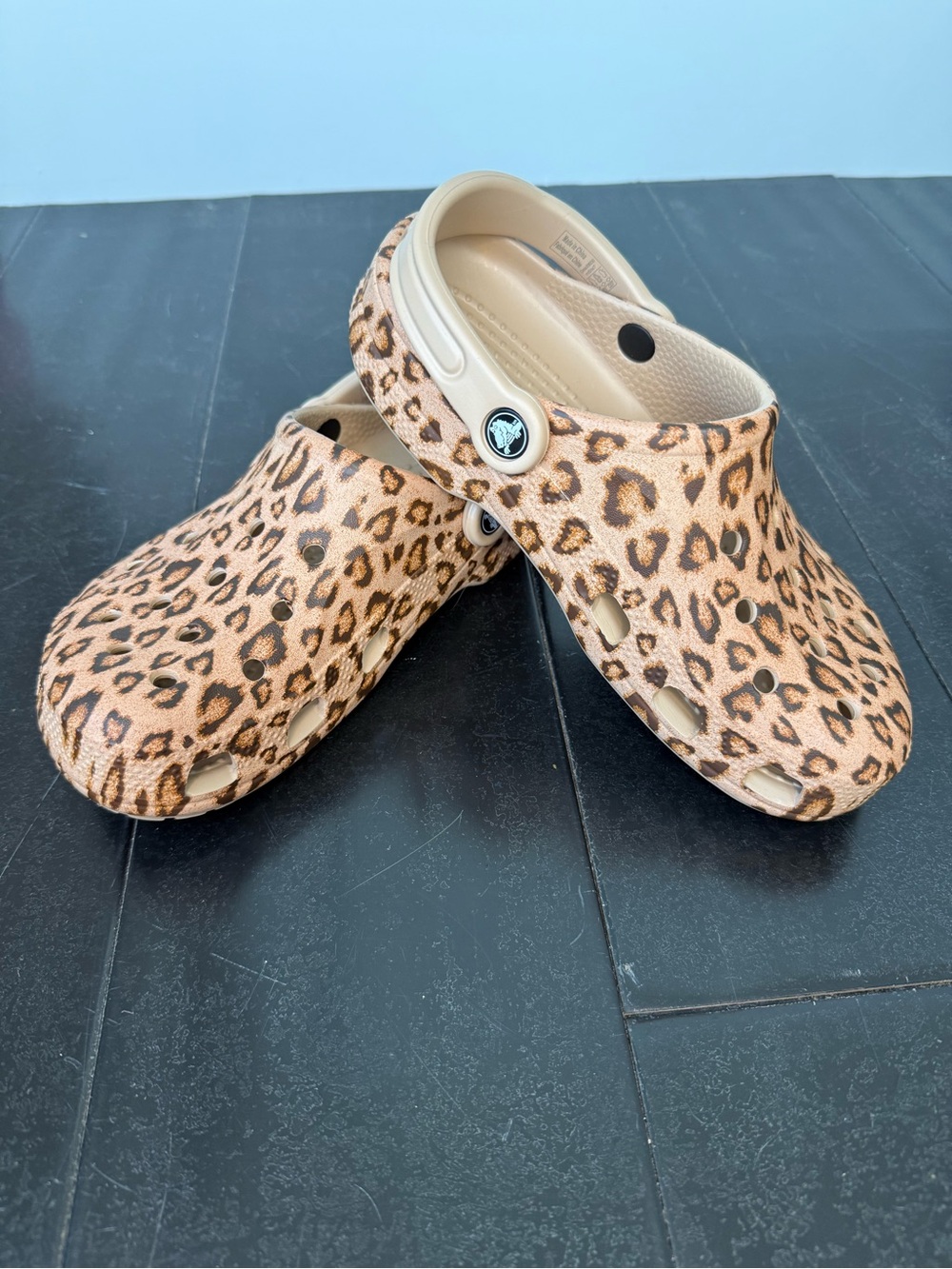 NWOT Crocs Leopard-Print Classic Clogs - Tan